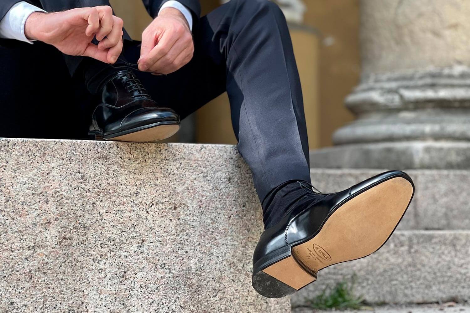 black dress grad The Imperial Navy Blue & Gold Leather Men Dress Shoe [EU-40 & US-7.5] main image 1