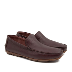 Mocassino estivo da uomo Il Gergo in morbida pelle martellata burgundy e fondo gomma. Modello Carlos.