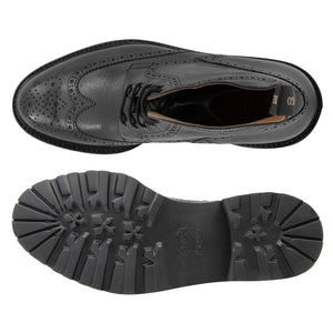 Stivaletto stringato da uomo in pelle di vitello nero con suola in gomma Vibram. Il Gergo collezione uomo, articolo Essex.