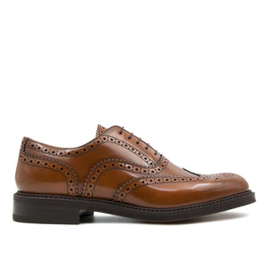 Scarpa Oxford stile inglese realizzata in pelle di vitello sandalwood e suola in cuoio. Collezione uomo Il Gergo, George.