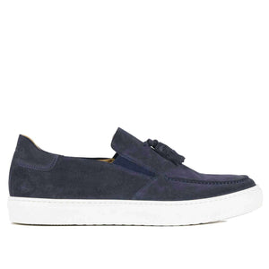 Sneaker realizzata in morbida pelle con nappine in tinta. Il Gergo collezione uomo, articolo Hawk.